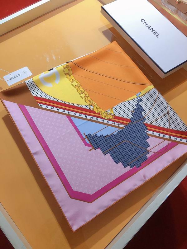 Chanel silk scarf 90X90cm E26 (27)